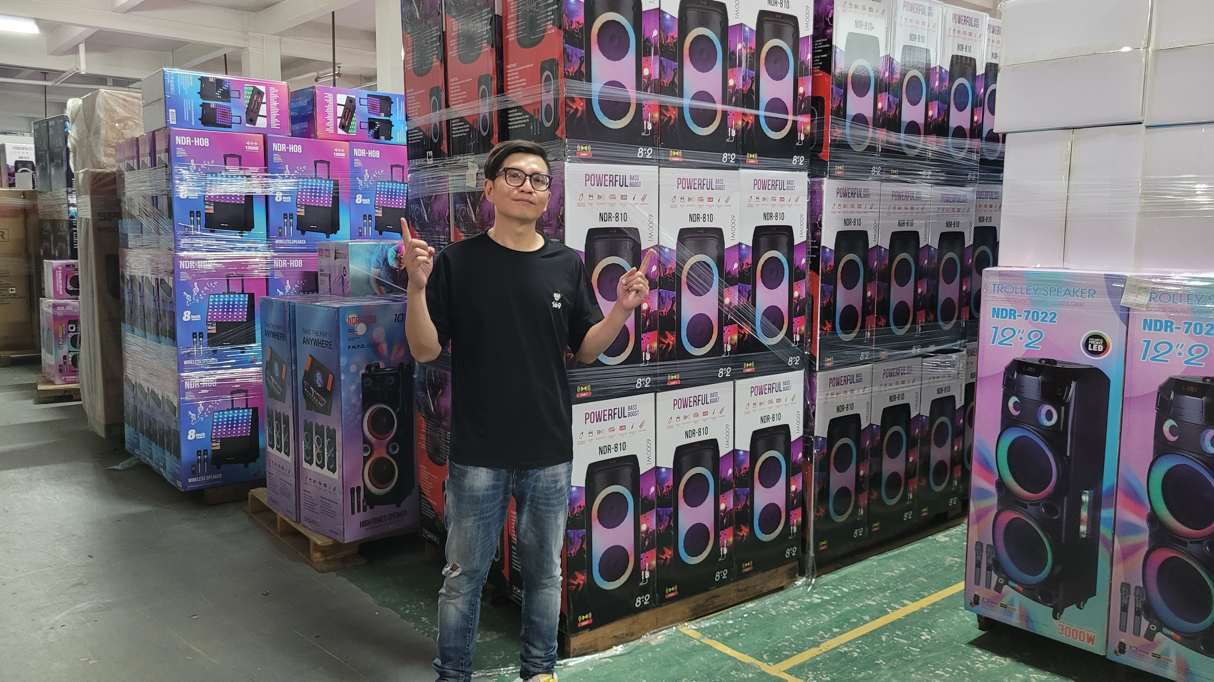 JBL Partybox 710 與X1派對喇叭