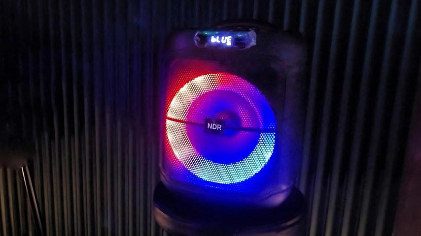 X1 Encore功能齊全，支援全方位輸入