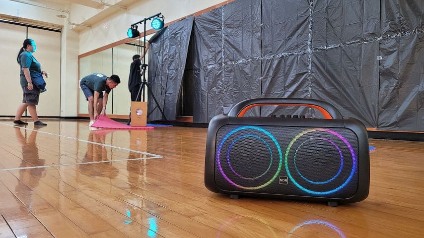 最潮的雙6.5吋手提藍芽音響X1 On-The-Go